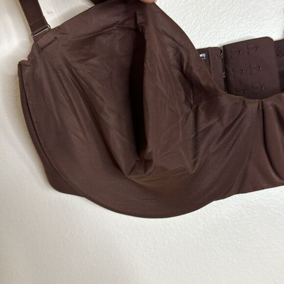 Skims smoothing intimates strapless bra in cocoa size 42 DDD - Picture 5 of 12